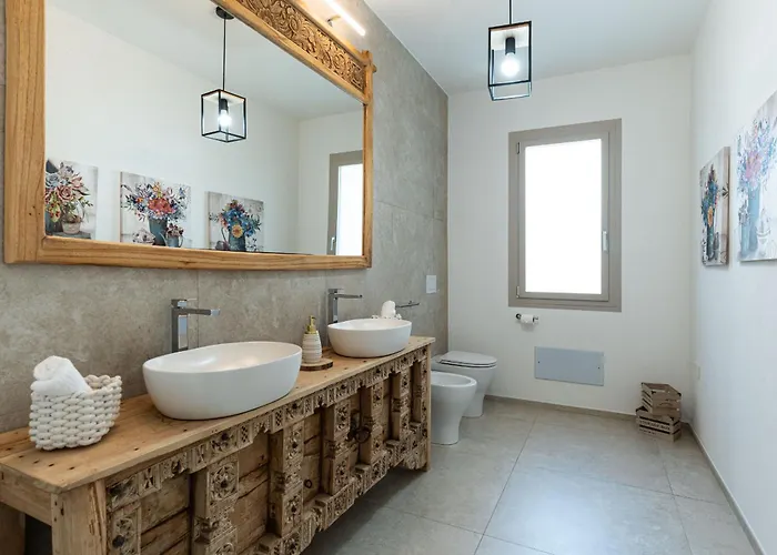 Villa Infinity With Pool By Wonderful Italy *