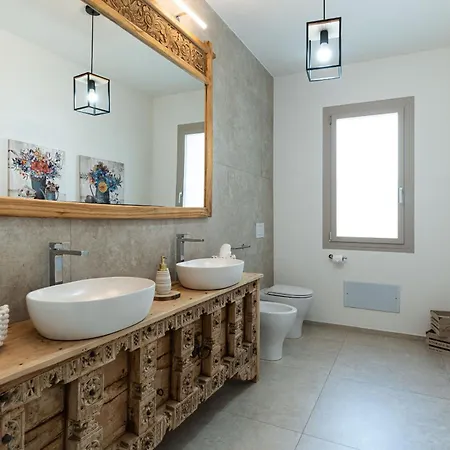 Villa Infinity With Pool By Wonderful Italy *