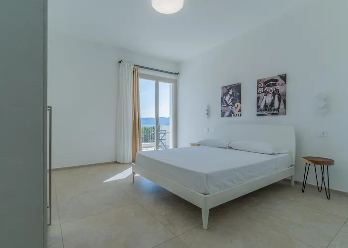 Infinity With Pool By Wonderful Italy Villa *